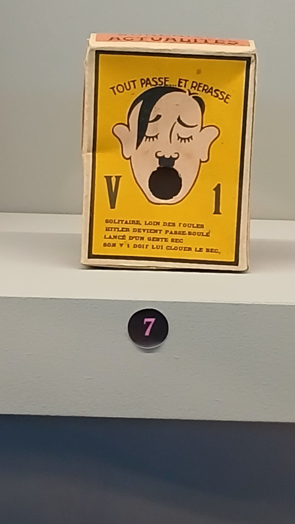 A kind of "shut Adolf mouth" game ?