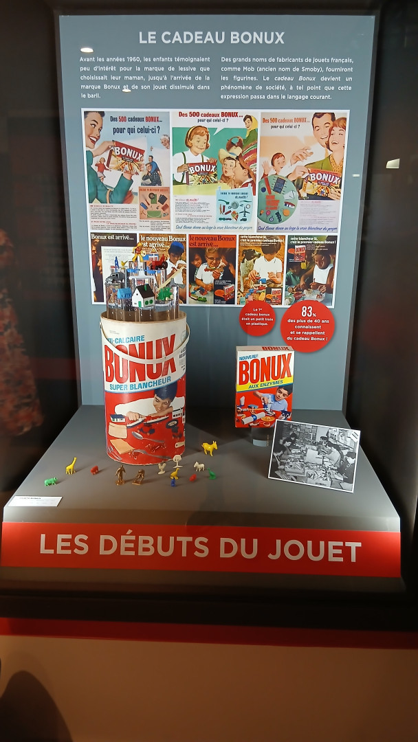 Bonux gifts (Washing powder)